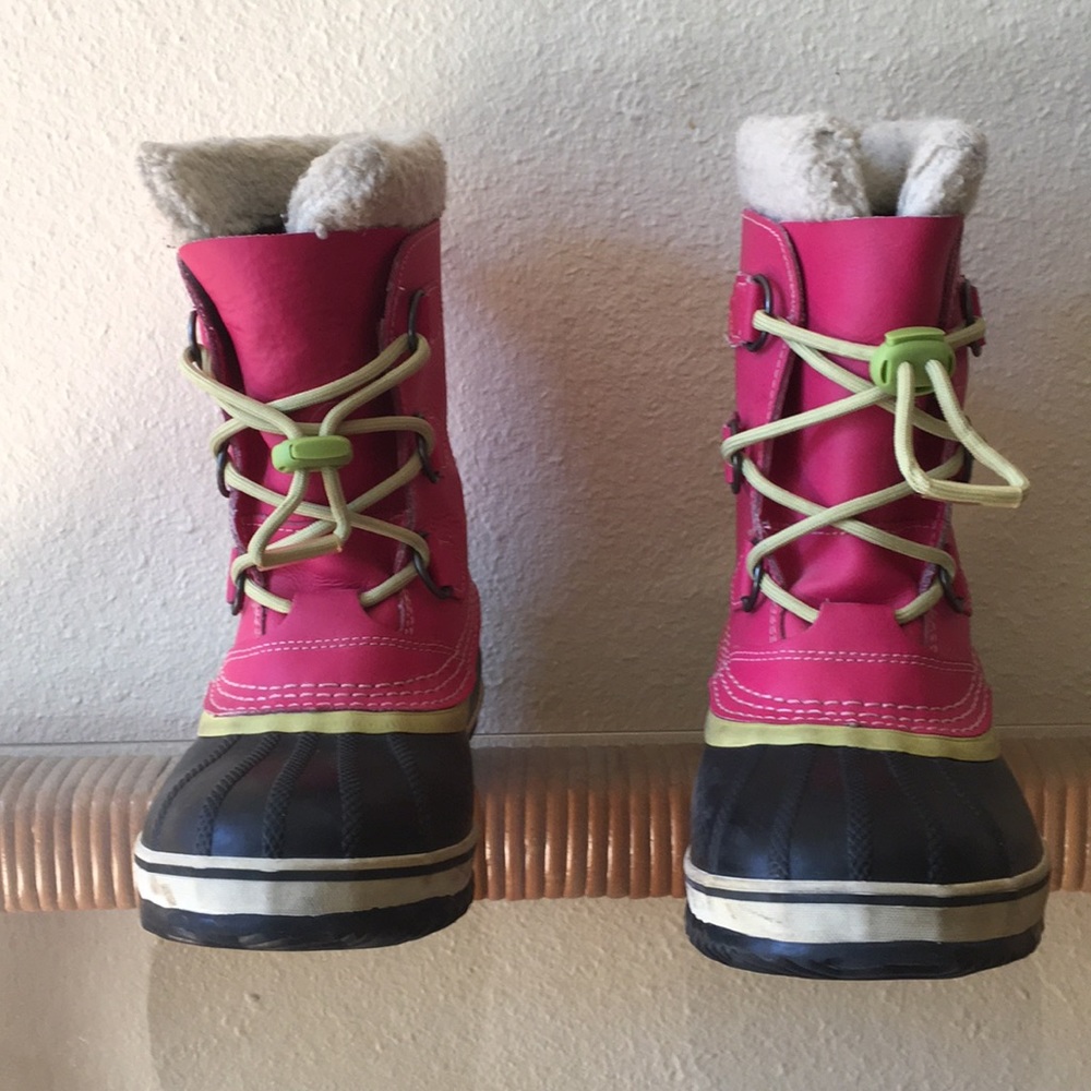 Pink waterproof Sorel boots